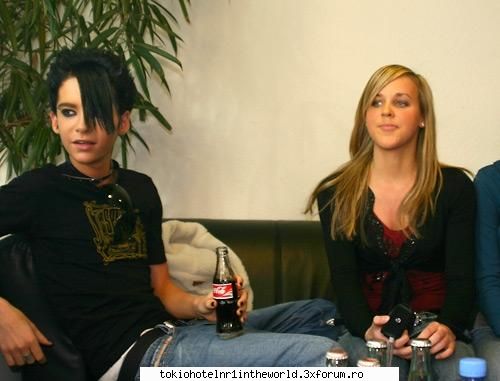 ..::Pics with Bill::.. - mdea....q curva aia :x :x :x :x ba q tom ba q bill - ..::Bill Kaulitz::..