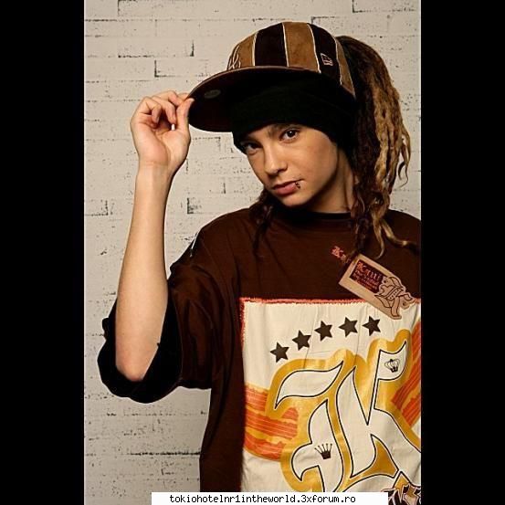 ..::Pics with Tom::.. - mereu t tzii d sapk...un tic:)) marpha tic - ..::Tom Kaulitz::..