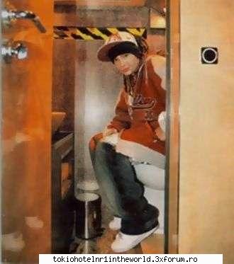 ..::Pics with Tom::.. - damne...tom pe wc=)) - ..::Tom Kaulitz::..